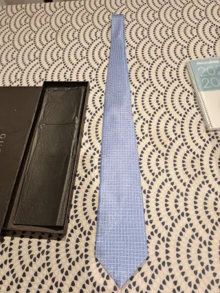 Corbata Gucci Azul Plateada