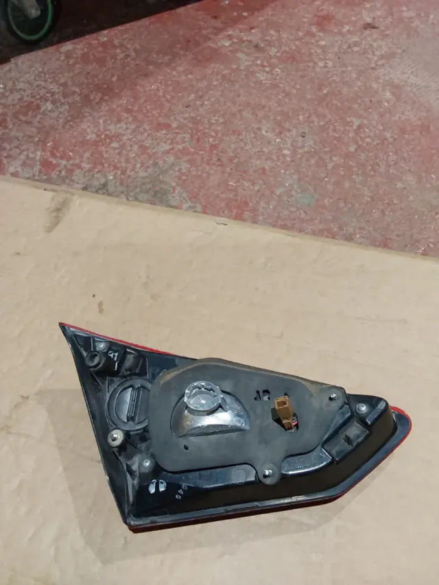 Piloto Trasero Derecho Nissan Pulsar 2014-2020