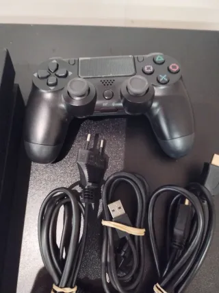PS4 500GB Negra