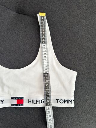 Top Tommy Hilfiger