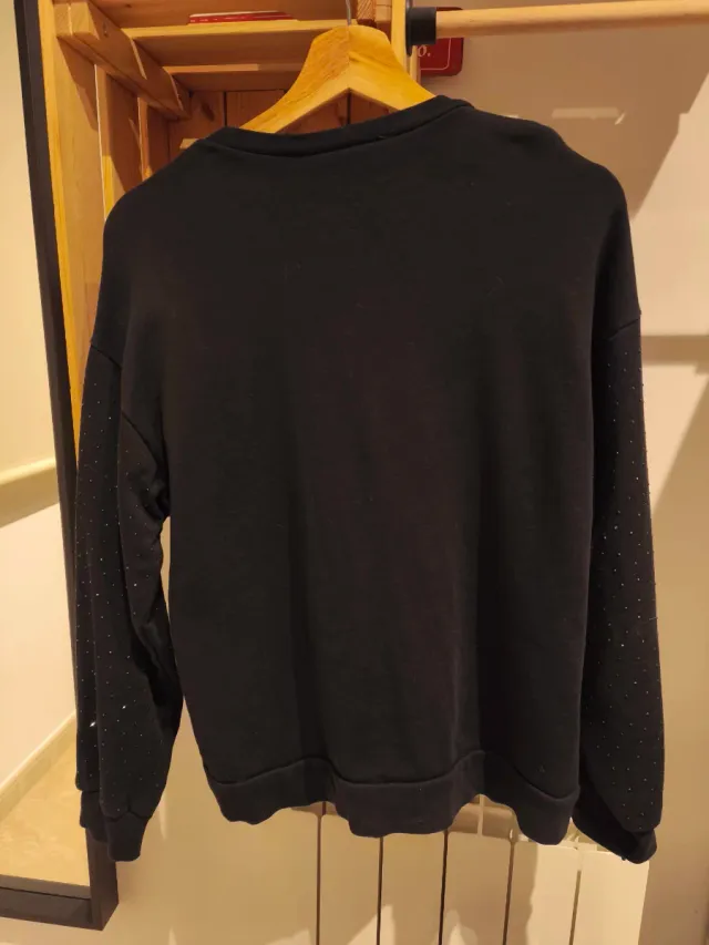 Sudadera Stradivarius con strass