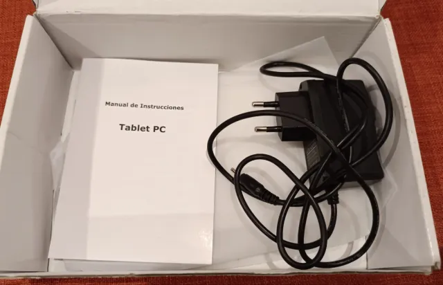 Tablet 7 pulgadas sin marca.