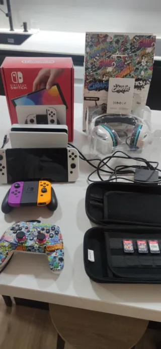 Nintendo Switch OLED + Accesorios