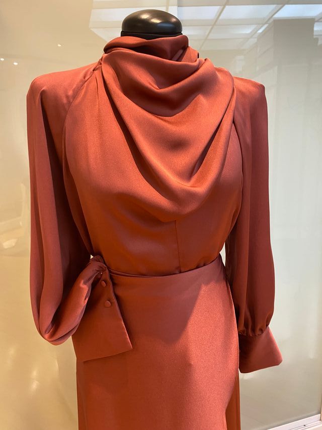 Conjunto Blusa y Falda color TEJA