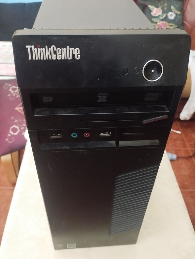 Ordenador Lenovo ThinkCentre Negro