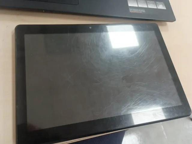 Tablet Genérica Y101 Negra