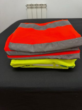 regalo camisetas- sudaderas- chalecos de trabajo.