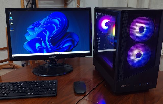 ORDENADOR GAMING 32GB RX 580 4GB SSD Xeon Win11