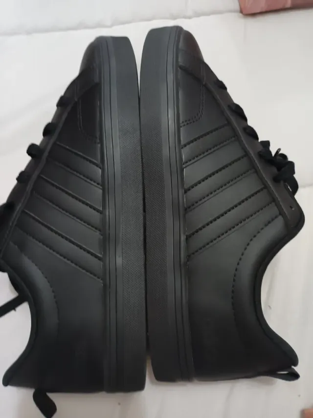 Zapatillas Adidas Skaters Negras a estrenar