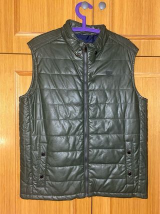 Chaleco Álvaro Moreno verde oliva