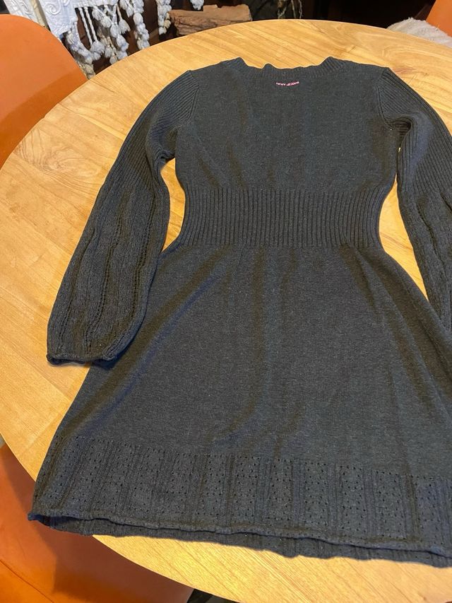 Jersey largo gris DKNY