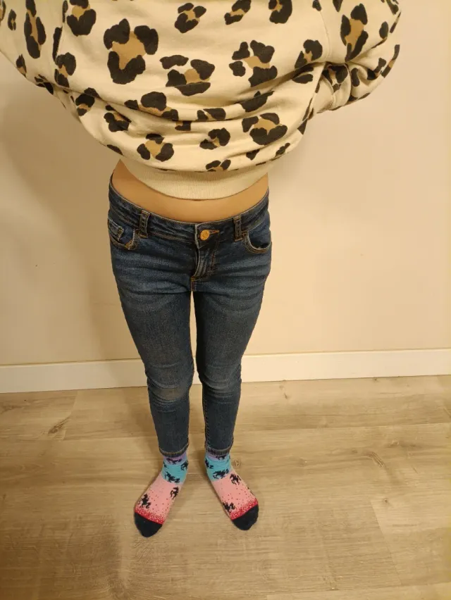 Vaqueros skinny niña talla 7-8 años.  128cm