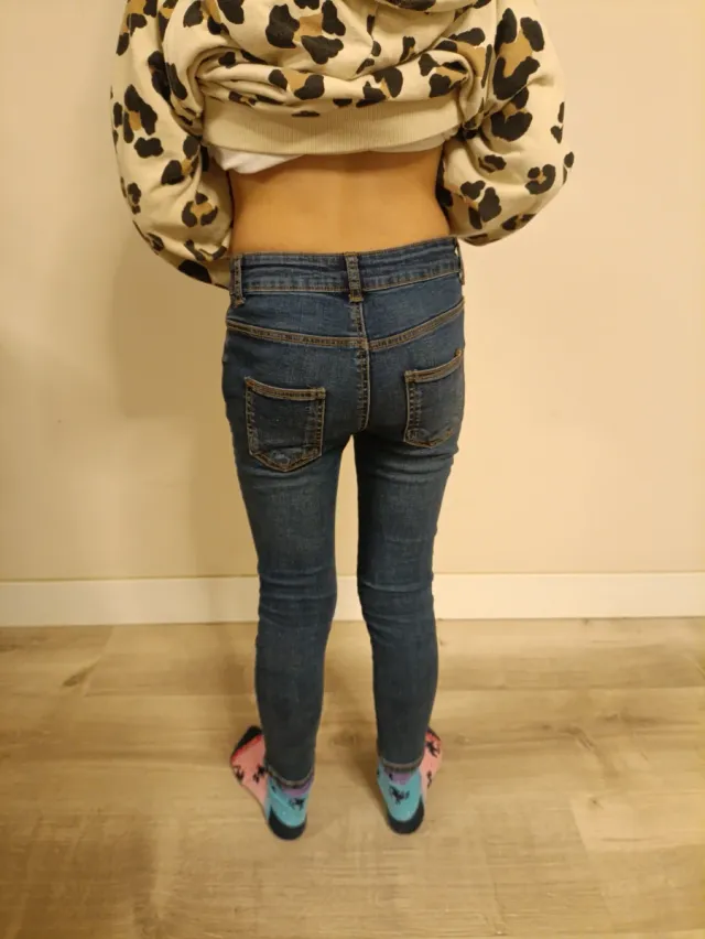 Vaqueros skinny niña talla 7-8 años.  128cm