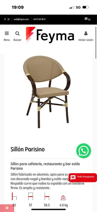 Mesas y sillones de terraza