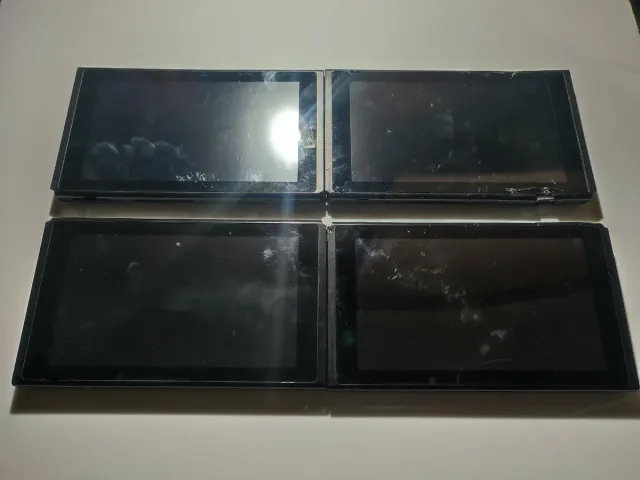 4 Nintendo Switch + accesorios