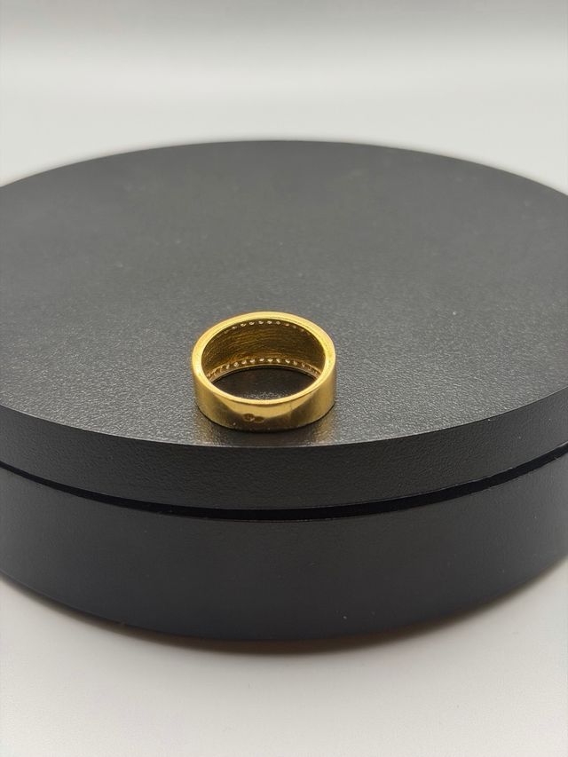 Ref143 Anillo de oro de 18k