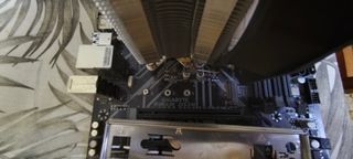 Procesador Intel i5 9400F y Placa Base B365M DS3H