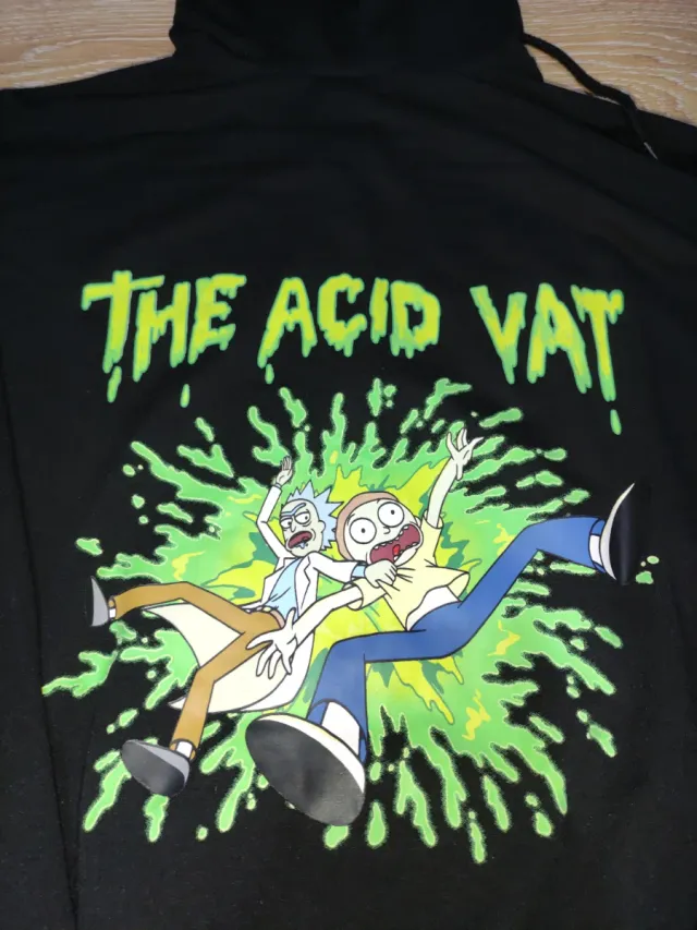 Sudadera Rick and Morty Negra