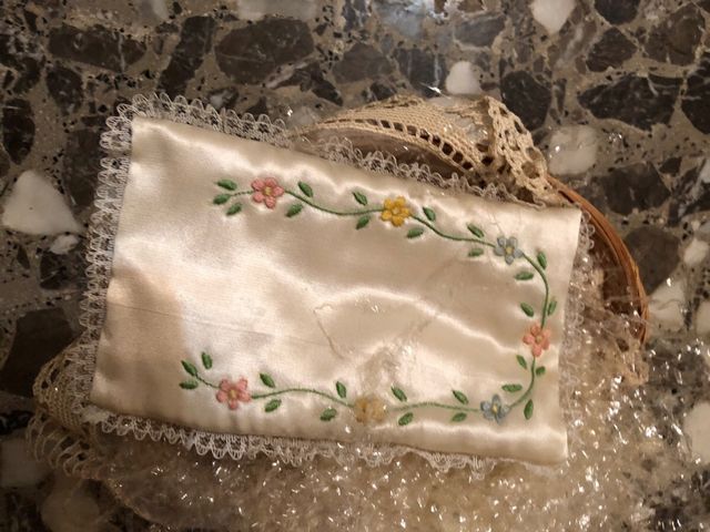 Statua Bambino Gesù decorata