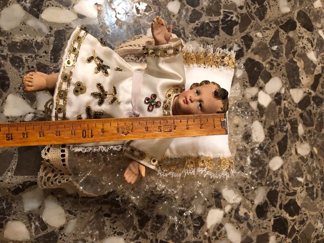 Statua Bambino Gesù decorata