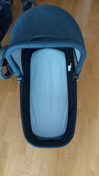 Silla de paseo y capazo Casualplay.Bolso no inclui