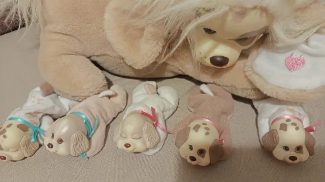 Peluche Perra con 5 cachorros
