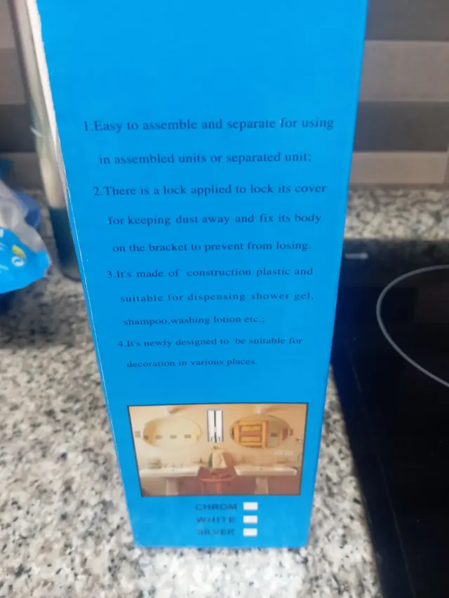 Dispensador de jabón pared blanco