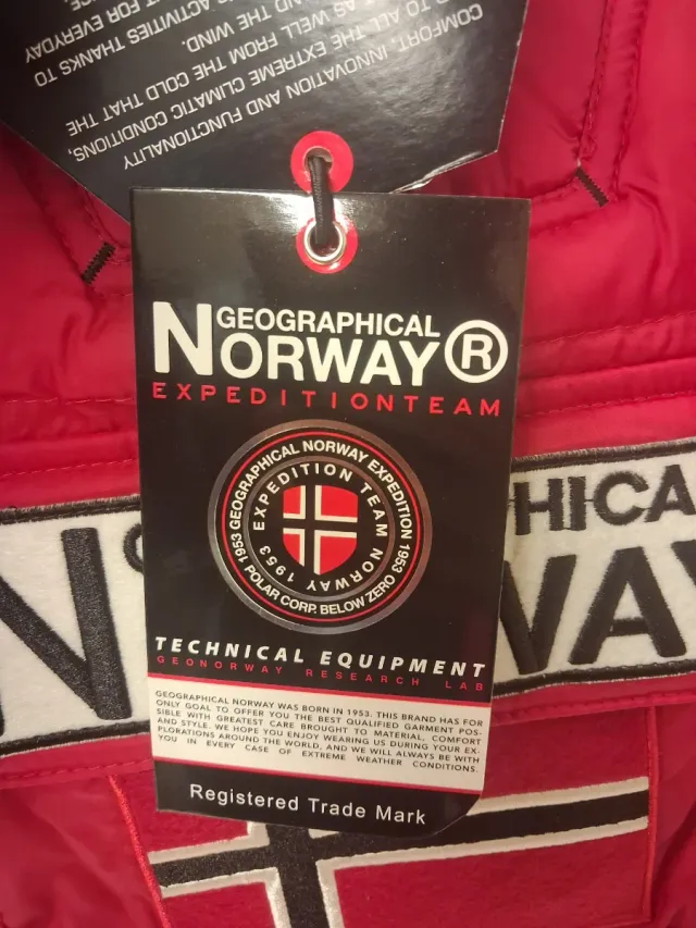 Abrigo Geographical Norway Rojo