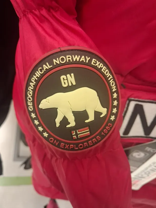 Abrigo Geographical Norway Rojo