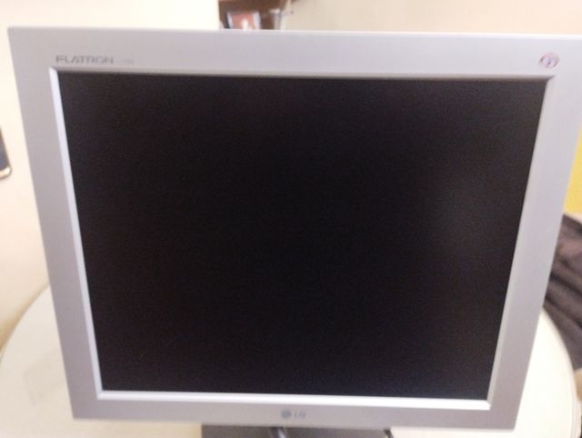 Monitor LG Flatron 17 Plata/Negro