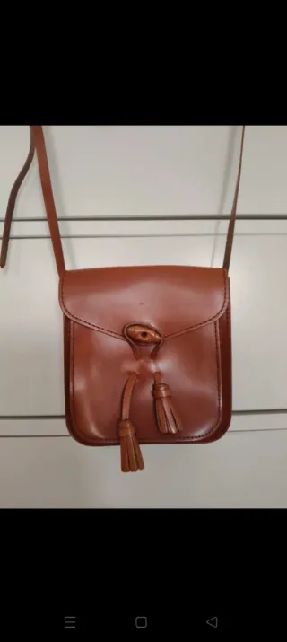 Bolso de cuero marrón