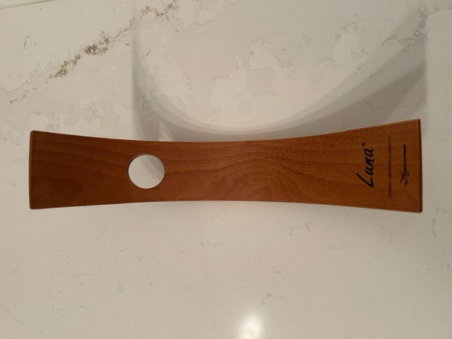 Porta bottiglia design Luna in legno