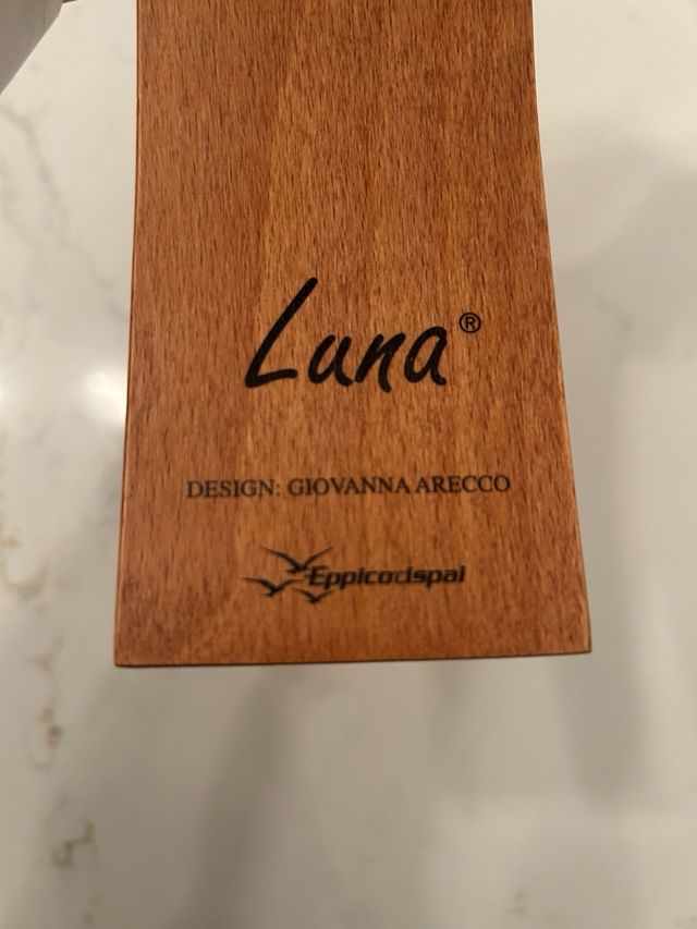 Porta bottiglia design Luna in legno