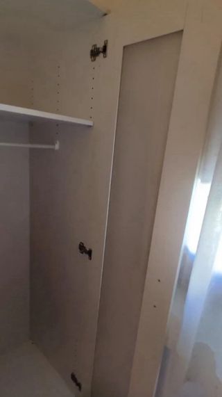 Guardaroba a porte scorrevoli Ikea bianco