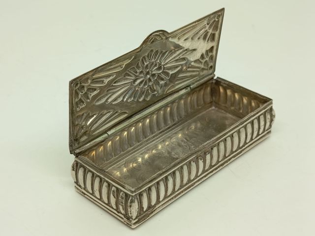 Cajita antigua plata 925 decorada