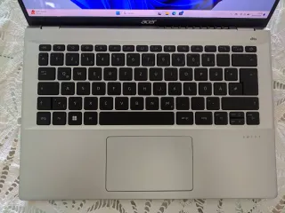 Acer Swift Go 14 OLED 2.8K – i5 13ª gen – 16GB RAM