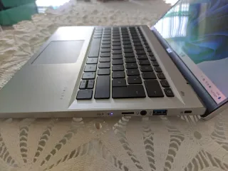 Acer Swift Go 14 OLED 2.8K – i5 13ª gen – 16GB RAM