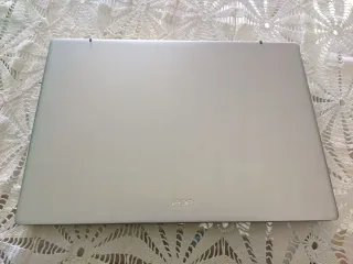 Acer Swift Go 14 OLED 2.8K – i5 13ª gen – 16GB RAM