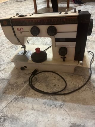 Máquina de coser Alfa Electronic