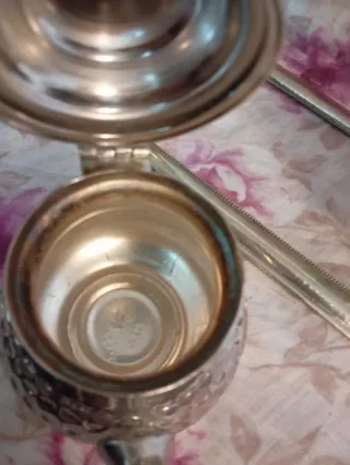 Servizio da tè in metallo e vetro