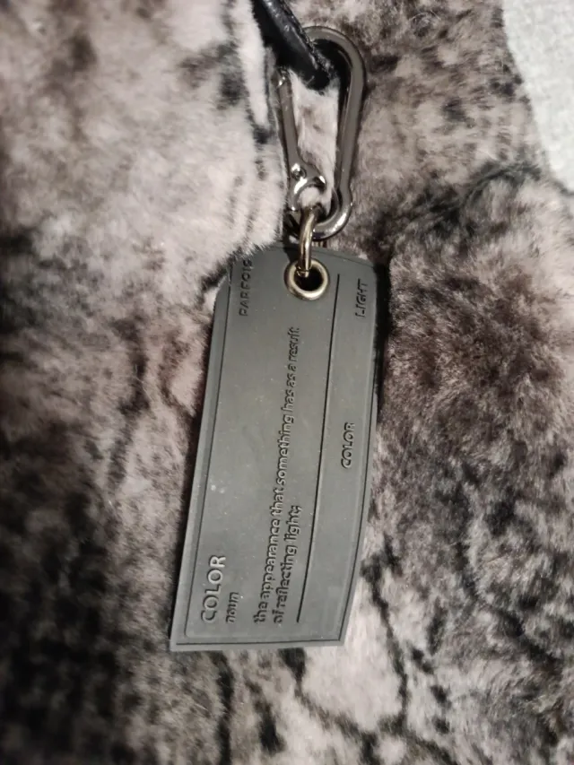 Bolso y bufanda a juego