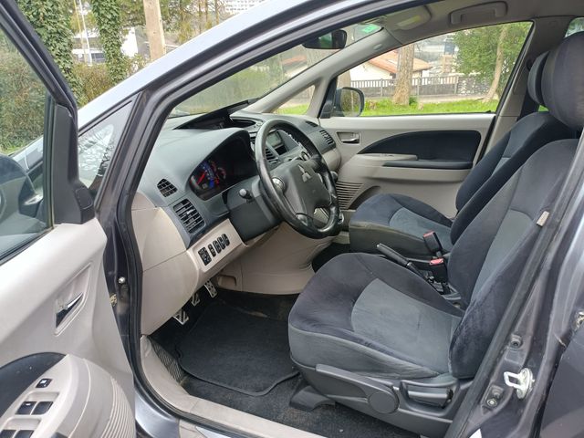 Mitsubishi Grandis 2.0 DI-D 136cv 7plazas 2010