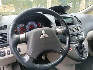 Mitsubishi Grandis 2.0 DI-D 136cv 7plazas 2010