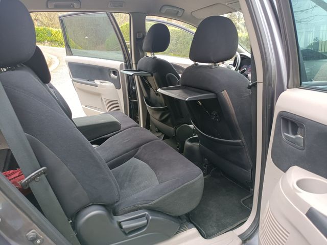 Mitsubishi Grandis 2.0 DI-D 136cv 7plazas 2010