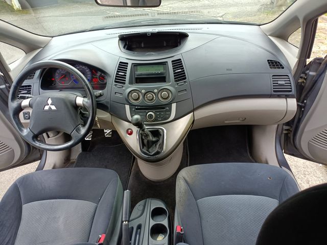 Mitsubishi Grandis 2.0 DI-D 136cv 7plazas 2010