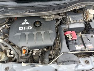 Mitsubishi Grandis 2.0 DI-D 136cv 7plazas 2010