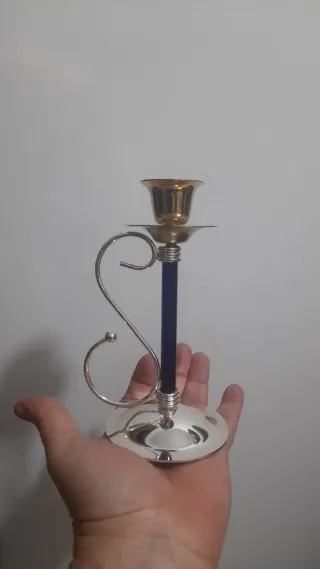 Portacandele in metallo e vetro blu