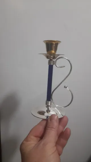 Portacandele in metallo e vetro blu