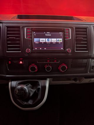 IMPECABLE VOLKSWAGEN TRANSPORTER T6 2.0TDI 150CV