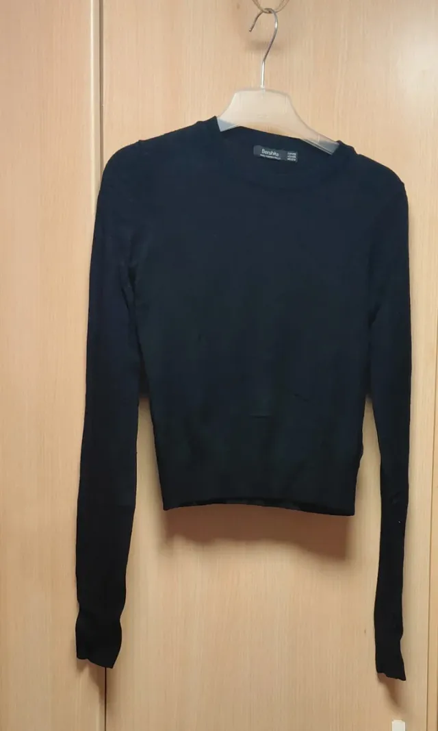 Suéter Bershka Negro Talla XS